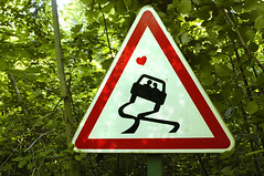 Signalisation routire ( partir de 2004) Pierre Marcel Ds 2002 j'avais expriment puis ralis pour 2004-2005 les panneaux de signalisations interprts au Parc Aventureland de Magny en Vexin. 