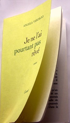 Premier roman, d'Angela Verdejo, éditions Grasset.